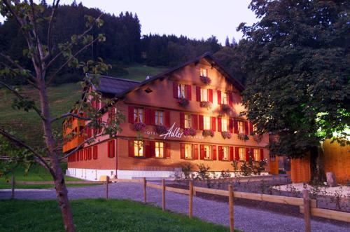 Фотография гостиницы Hotel Gasthof Adler