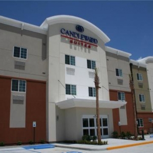 Фотография гостиницы Candlewood Suites Avondale-New Orleans, an IHG Hotel