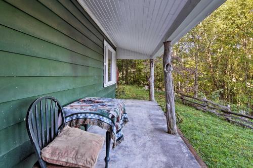 Фотографии гостевого дома 
            The Greenhouse at Cataloochee