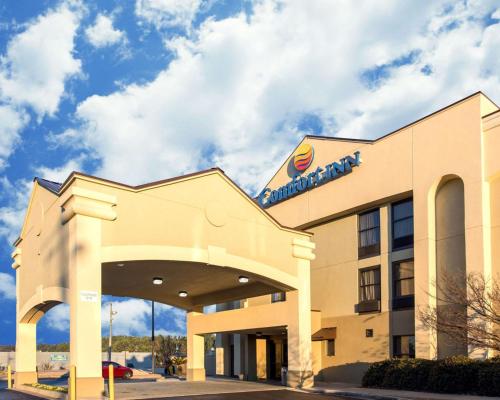 Фотография гостиницы Comfort Inn Opelika - Auburn