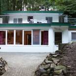 Фотография гостевого дома Cosy holiday home in the forests, very suitable for groups