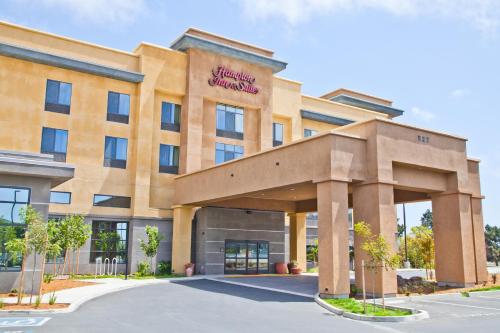 Фотография гостиницы Hampton Inn & Suites Salinas