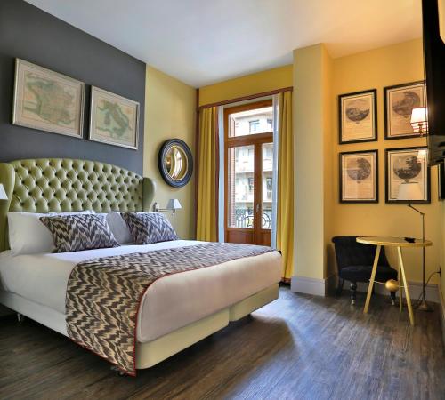 Фотография гостиницы NH Collection Colón Valencia