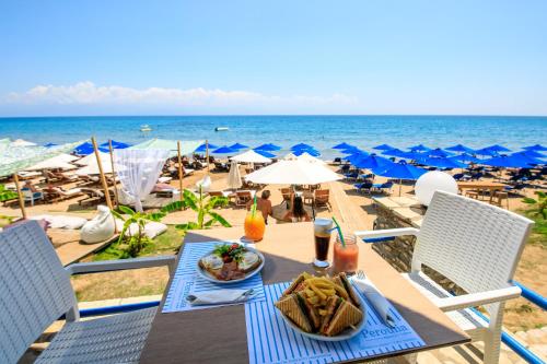 Фотография апарт отеля Peroulia Beach Houses