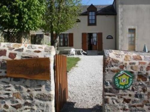 Фотографии гостевого дома
Gîte Saint-Léonard-des-Bois, 4 pièces, 6 personnes - FR-1-410-140