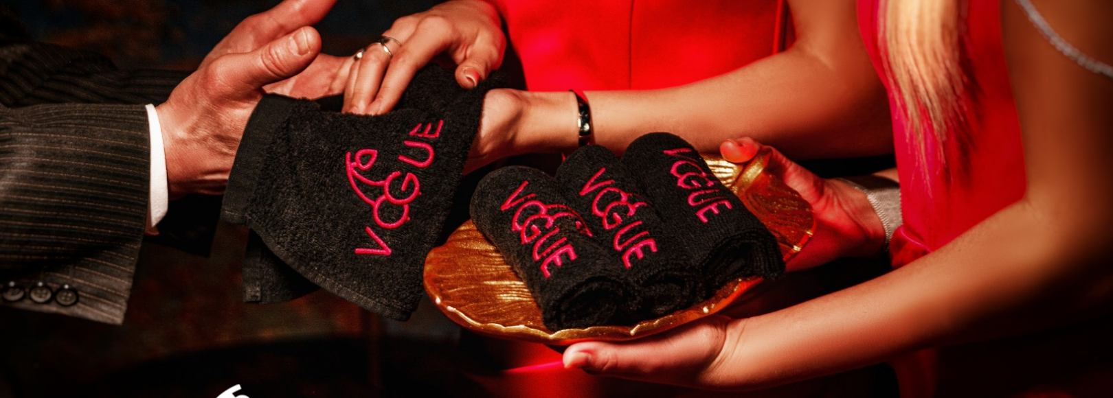 Фотография стриптиз-клуба the VOGUE bar