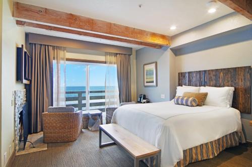 Фотография мини отеля Cypress Inn on Miramar Beach