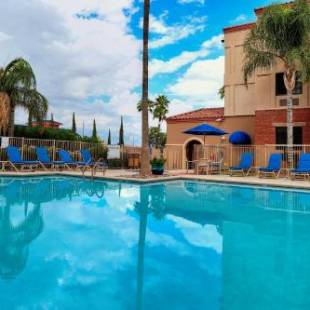 Фотографии гостиницы 
            Varsity Clubs of America - Tucson By Diamond Resorts