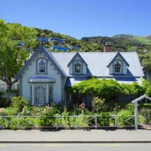 Фотографии мини отеля 
            French Bay House