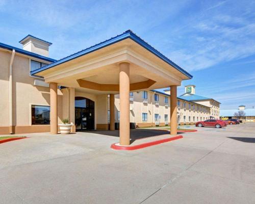 Фотография гостиницы Quality Inn & Suites Wichita Falls I-44