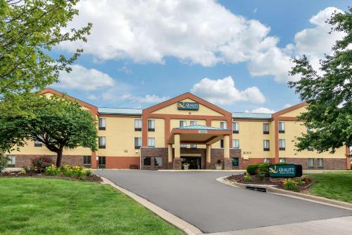 Фотографии гостиницы 
            Quality Inn & Suites Lenexa Kansas City