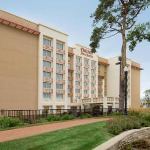 Фотографии гостиницы 
            Drury Inn & Suites West Des Moines