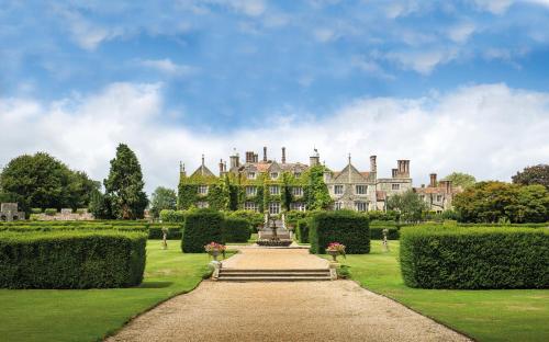 Фотография гостиницы Eastwell Manor, Champneys Hotel & Spa