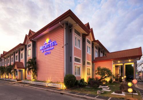 Фотографии гостиницы 
            Microtel by Wyndham Davao