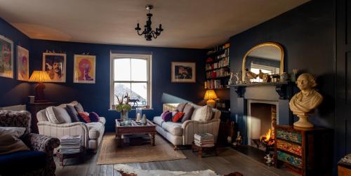 Фотография мини отеля One Drake Road, Tavistock, Devon