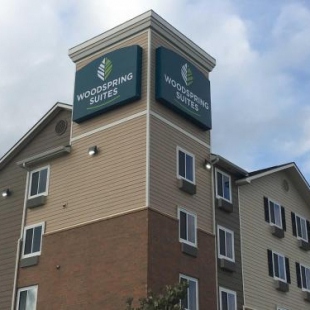 Фотография гостиницы WoodSpring Suites Kansas City Stadium