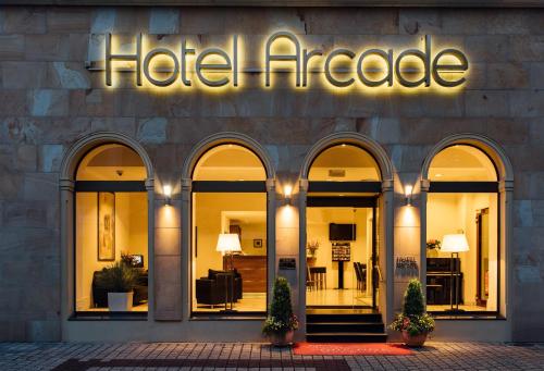 Фотография гостиницы Arcade Hotel