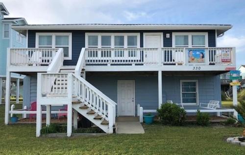 Фотографии гостевого дома 
            Sandy Bottoms Holden Beach Home Home