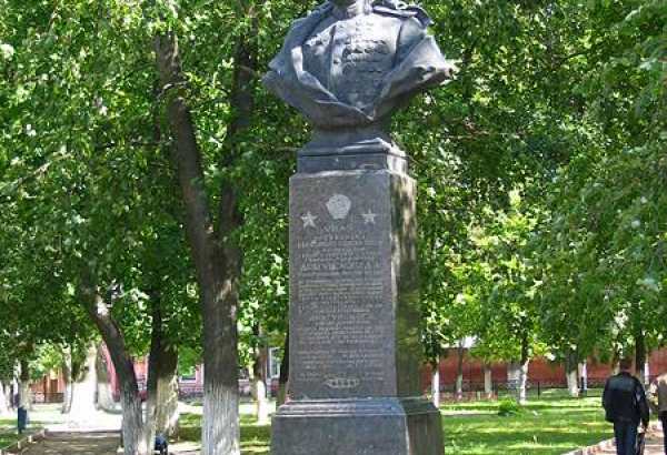 Фотография памятника Бюст Д.А. Драгунского