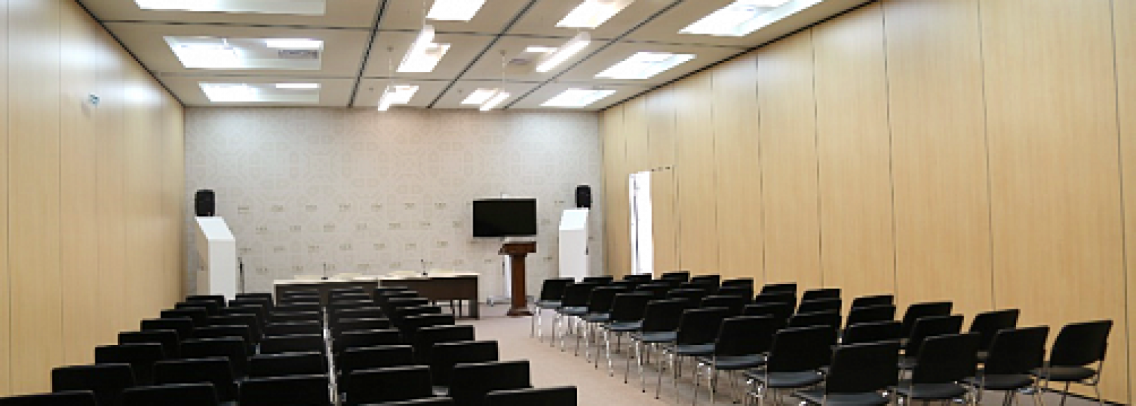 Фотография конференц-зала Конгресс-холл Торатау Конференц-зал № 3