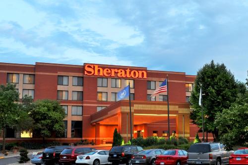 Фотография гостиницы Sheraton Minneapolis West Hotel