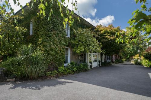 Фотография гостиницы Raheen House Hotel