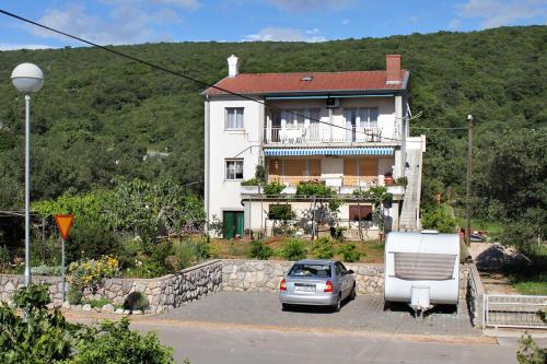 Фотография гостевого дома Apartments with a parking space Punat, Krk - 5410