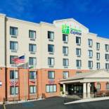 Фотография гостиницы Holiday Inn Express Staten Island West, an IHG Hotel