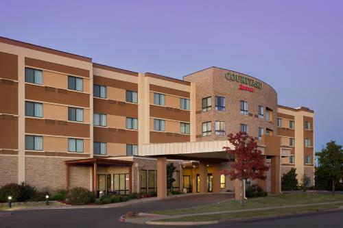 Фотография гостиницы Courtyard by Marriott Wichita Falls
