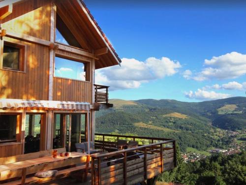 Фотография гостевого дома INUï, GRAND CHALET DE LUXE NEUF, SAUNA, SPA, classé 5 étoiles