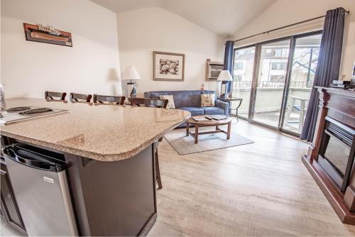 Фотография гостевого дома 212 Pointes North Inn