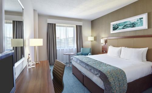 Фотография гостиницы Jurys Inn Milton Keynes