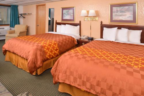 Фотография мотеля HomeTown Inn