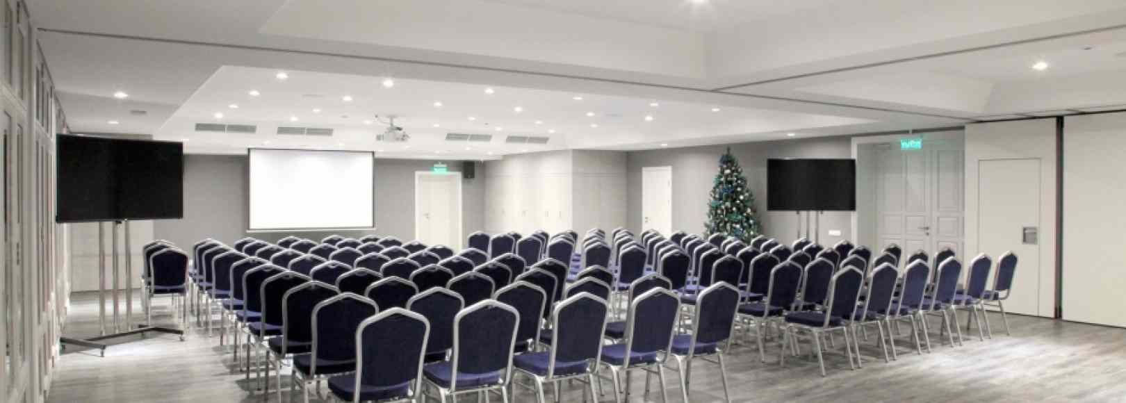 Фотография конференц-зала Островский