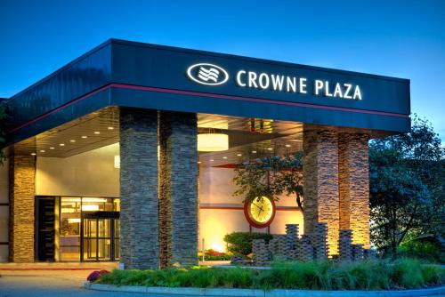 Фотография гостиницы Crowne Plaza Suffern-Mahwah, an IHG Hotel