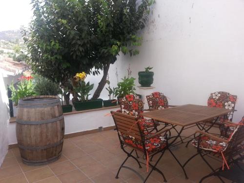 Фотография гостевого дома 3 bedrooms house with city view private pool and enclosed garden at Arriate