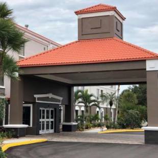 Фотографии гостиницы 
            Best Western Plus Bradenton Hotel & Suites