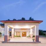 Фотография мотеля Super 8 by Wyndham Arkadelphia Caddo Valley Area