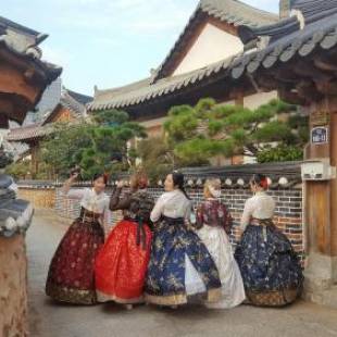 Фотографии гостевого дома 
            Hanok Village Gguldanji