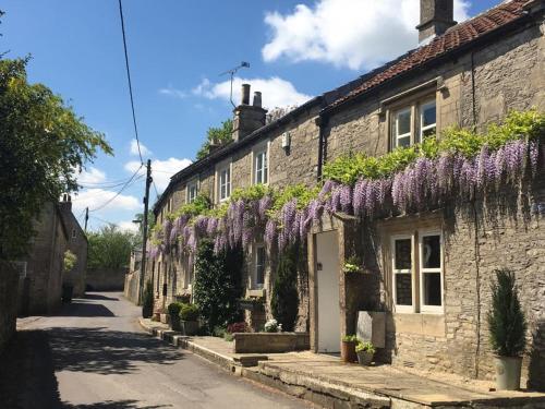 Фотография гостевого дома Roman Cottage