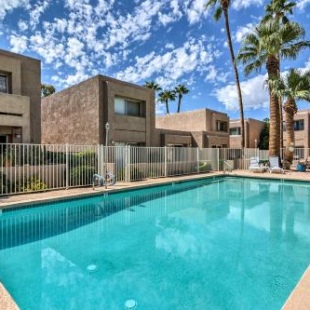 Фотография гостевого дома Southwestern Getaway in Mesa with Patio and Pool Access