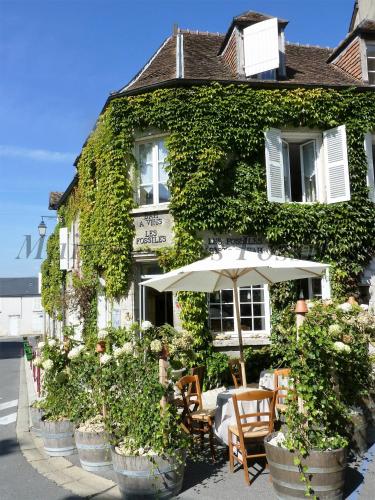 Фотография гостевого дома Maison Les Fossiles