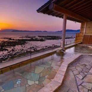 Фотографии мини отеля 
            Wakayama Kada Onsen Kada Kaigetsu (ex. Azumaya Seaside Hotel)