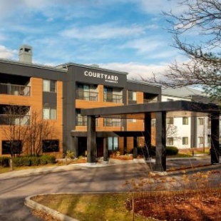 Фотография гостиницы Courtyard Burlington Williston