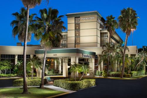 Фотография гостиницы DoubleTree by Hilton Palm Beach Gardens
