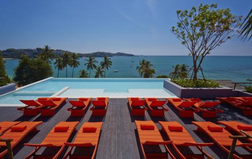 Фотографии гостиницы 
            Bandara Phuket Beach Resort - SHA Extra Plus