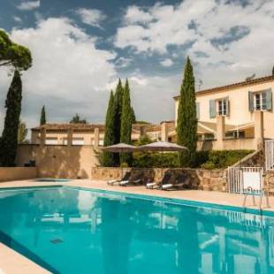 Фотографии апарт отеля 
            Garden & City Les Bastides de Grimaud