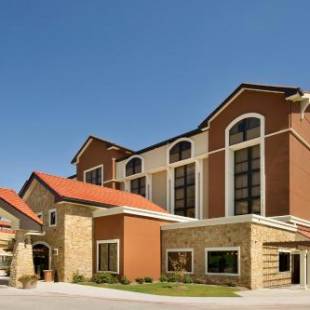 Фотографии гостиницы 
            Drury Plaza Hotel San Antonio Airport