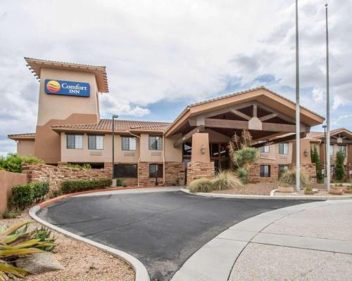 Фотография гостиницы Comfort Inn Benson near Kartchner Caverns