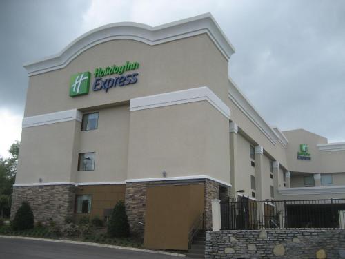 Фотография гостиницы Holiday Inn Express Nashville W-I40, an IHG Hotel
